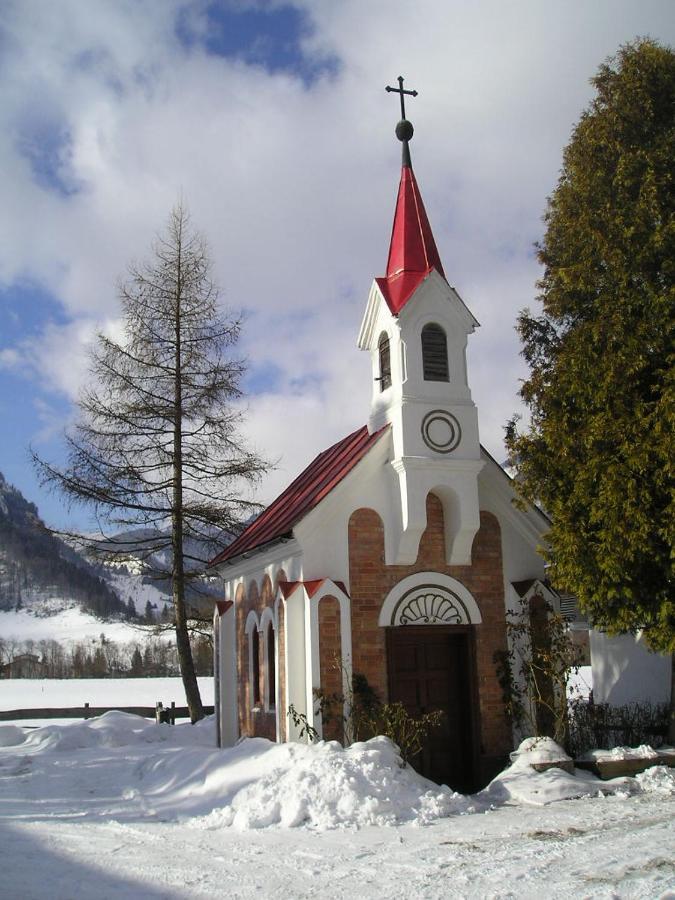 Landgasthof Dorfstadl Kössen Exterior foto
